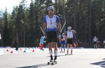 Лыжник Алексей Виценко стал лучшим спринтером на Всероссийских соревнованиях по лыжероллерам и кроссу