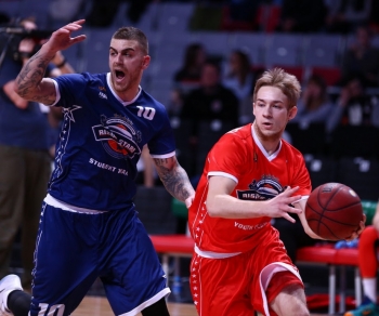 Студент Ухтинского технического университета Вук Обрадинович признан самым ценным игроком на матче молодых звезд баскетбола в Сочи