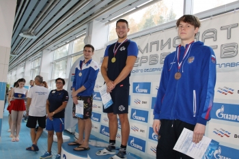 Первый день чемпионата и первенства СЗФО по плаванию принес спортсменам Коми 8 медалей